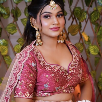 Beauty by Krimse specializes in South Asian bridal hairstyling with intricate designs and luxurious finishes. Intricate and luxurious hairstyle designed for a South Asian bridal look.